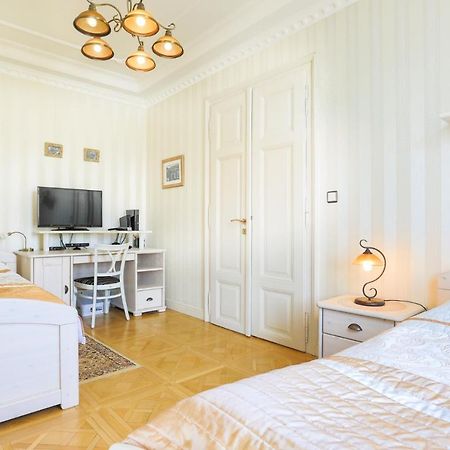 Apartman Nostalgia Karlovy Vary Dış mekan fotoğraf