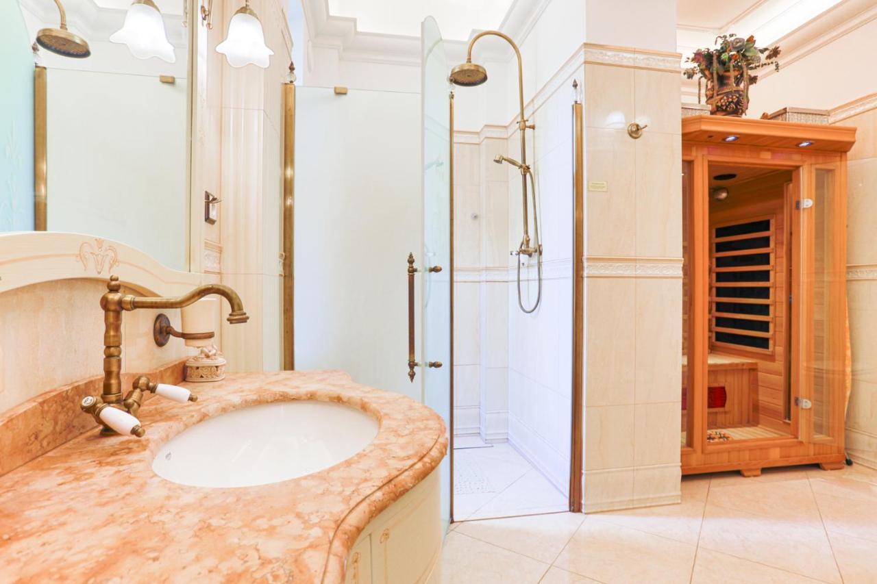Apartman Nostalgia Karlovy Vary Dış mekan fotoğraf